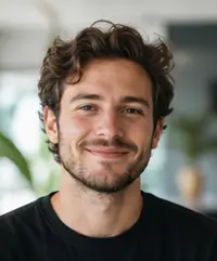 Mateo Collins